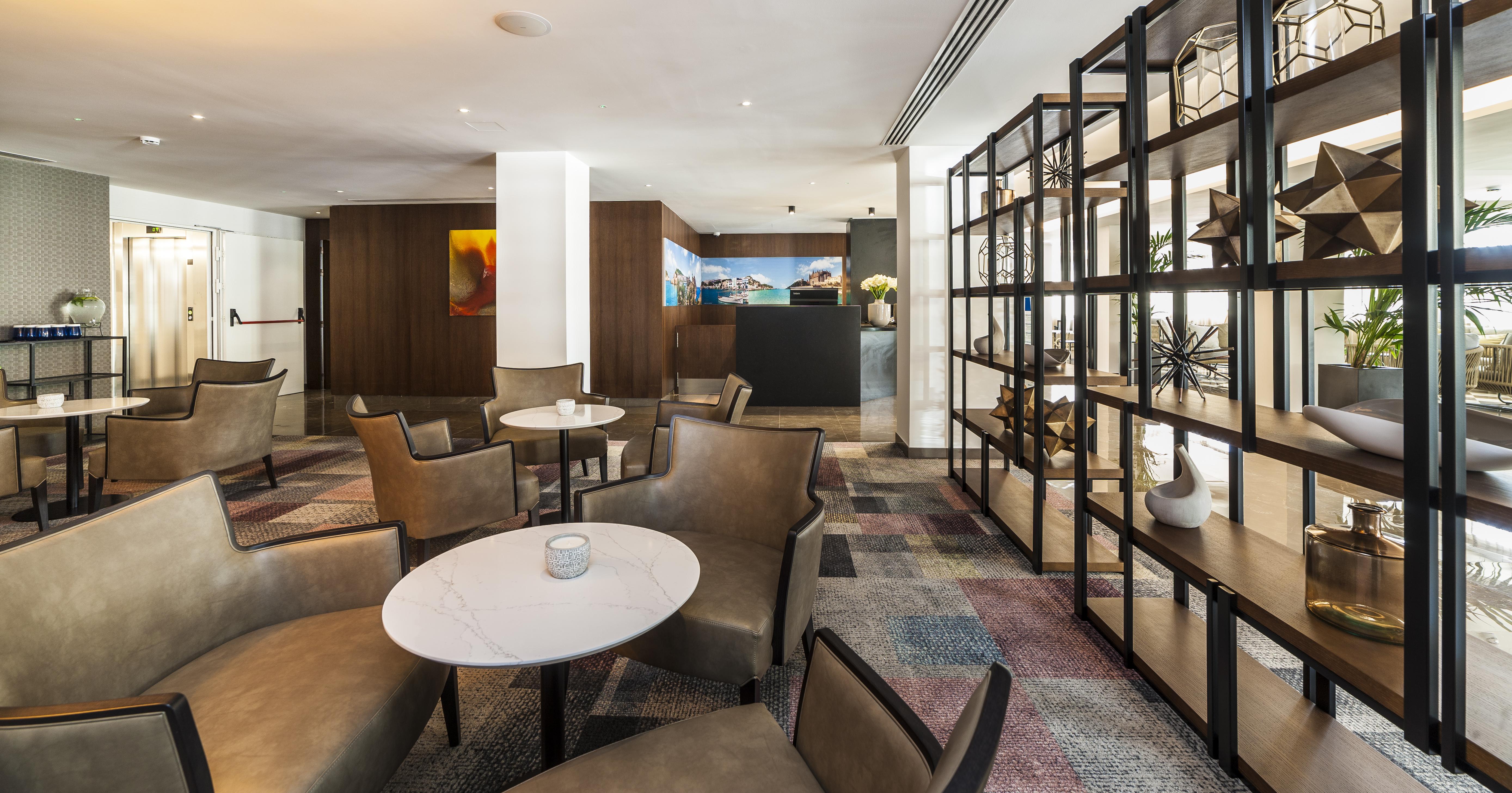 Eurostars Marivent Hotel PMI Eksteriør billede Interior of the hotel