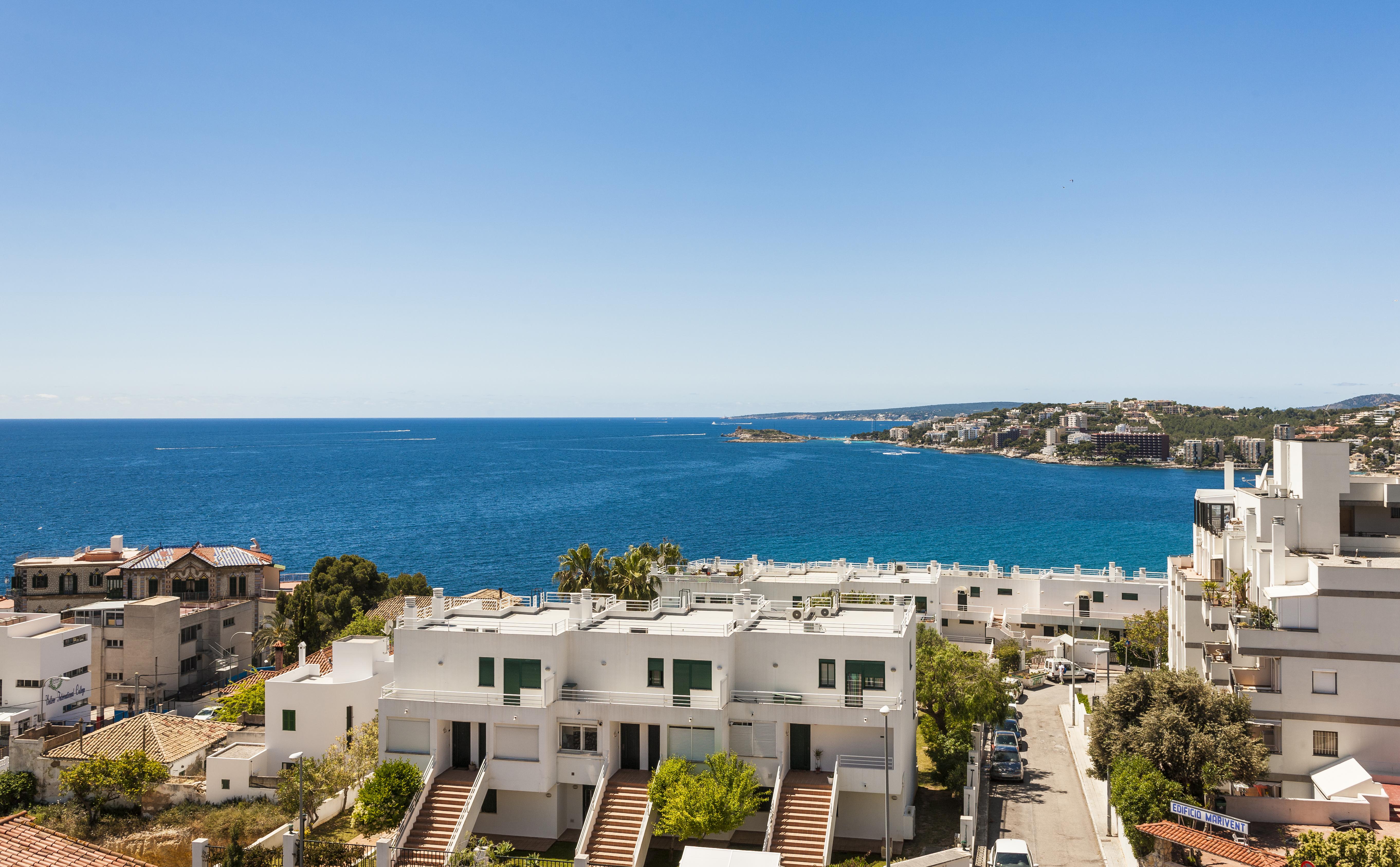 Eurostars Marivent Hotel PMI Eksteriør billede A view of the sea from the balcony of a house in Portals Nous